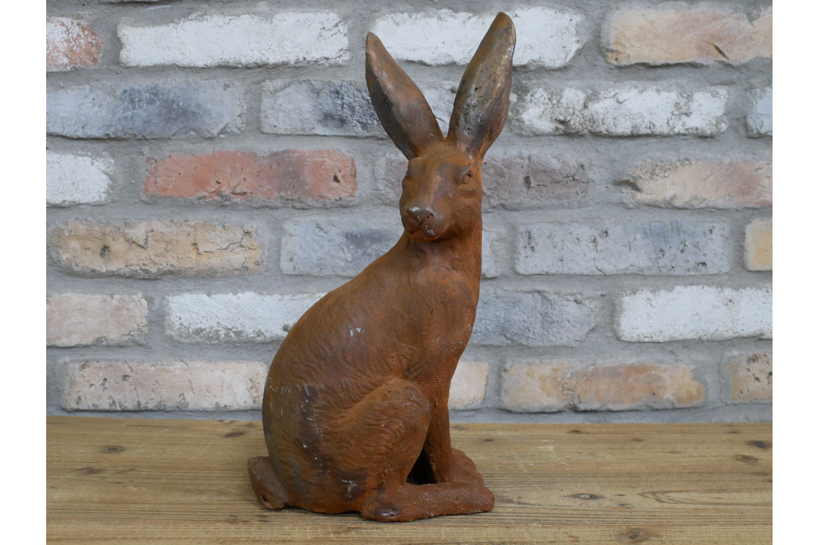 Cast Iron Rusty Rabbit - 11216