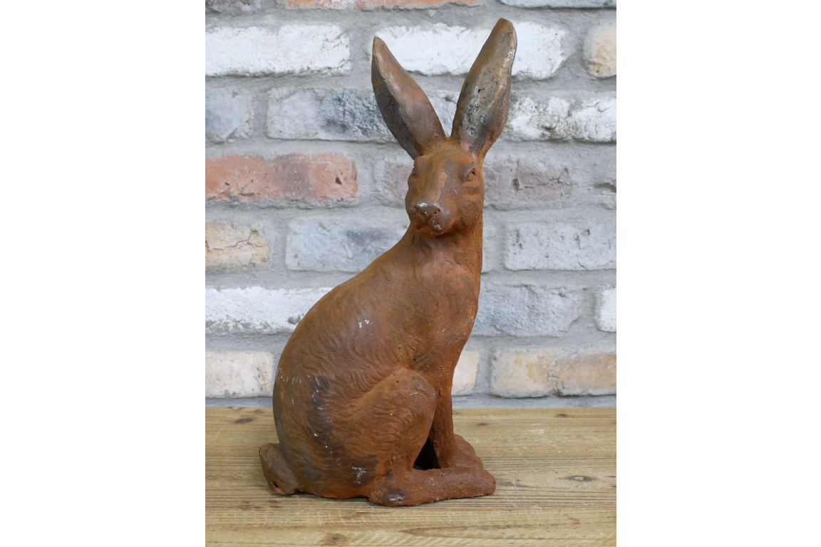 Cast Iron Rusty Rabbit - 11216