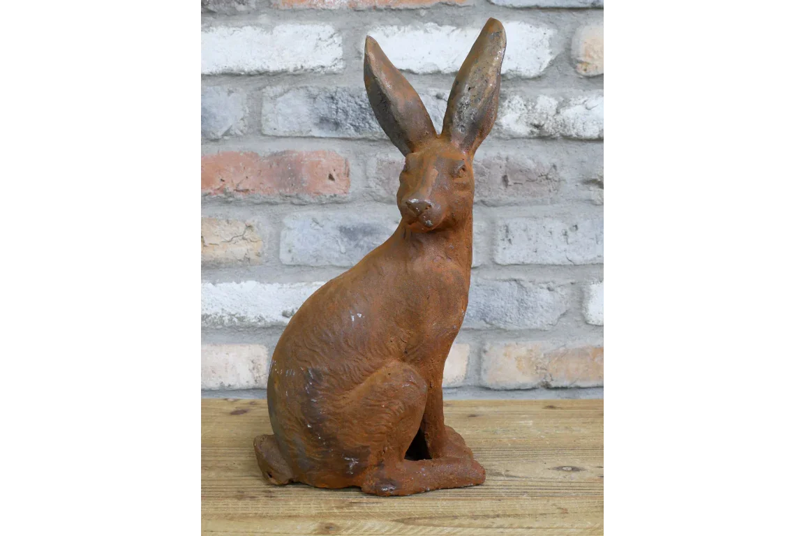 Cast Iron Rusty Rabbit - 11216