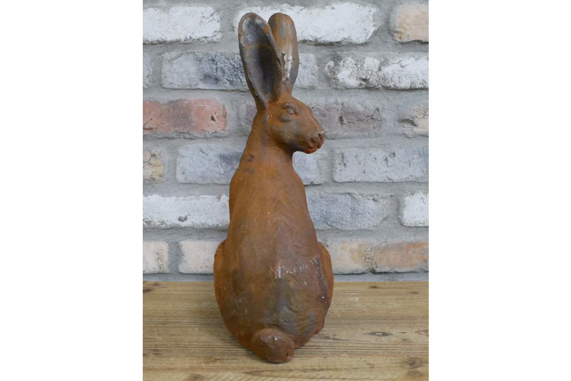 Cast Iron Rusty Rabbit - 11216