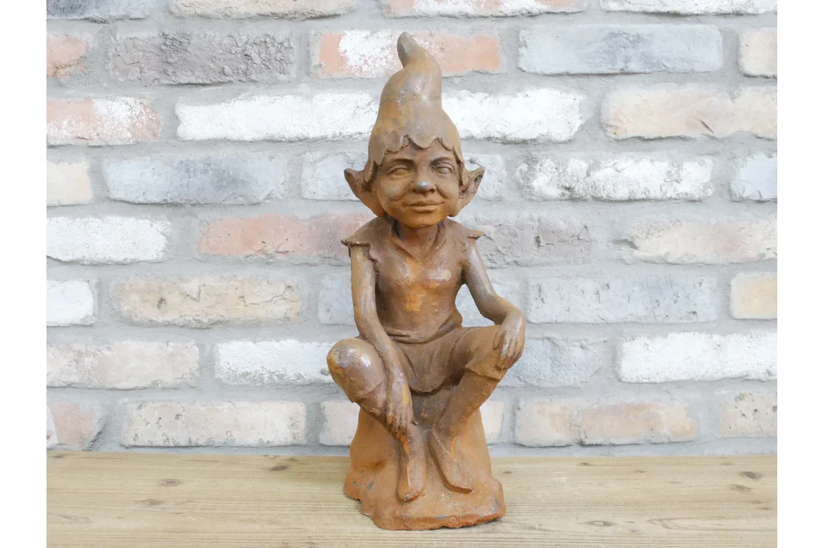 Rusty Cast Iron Elf - 11217