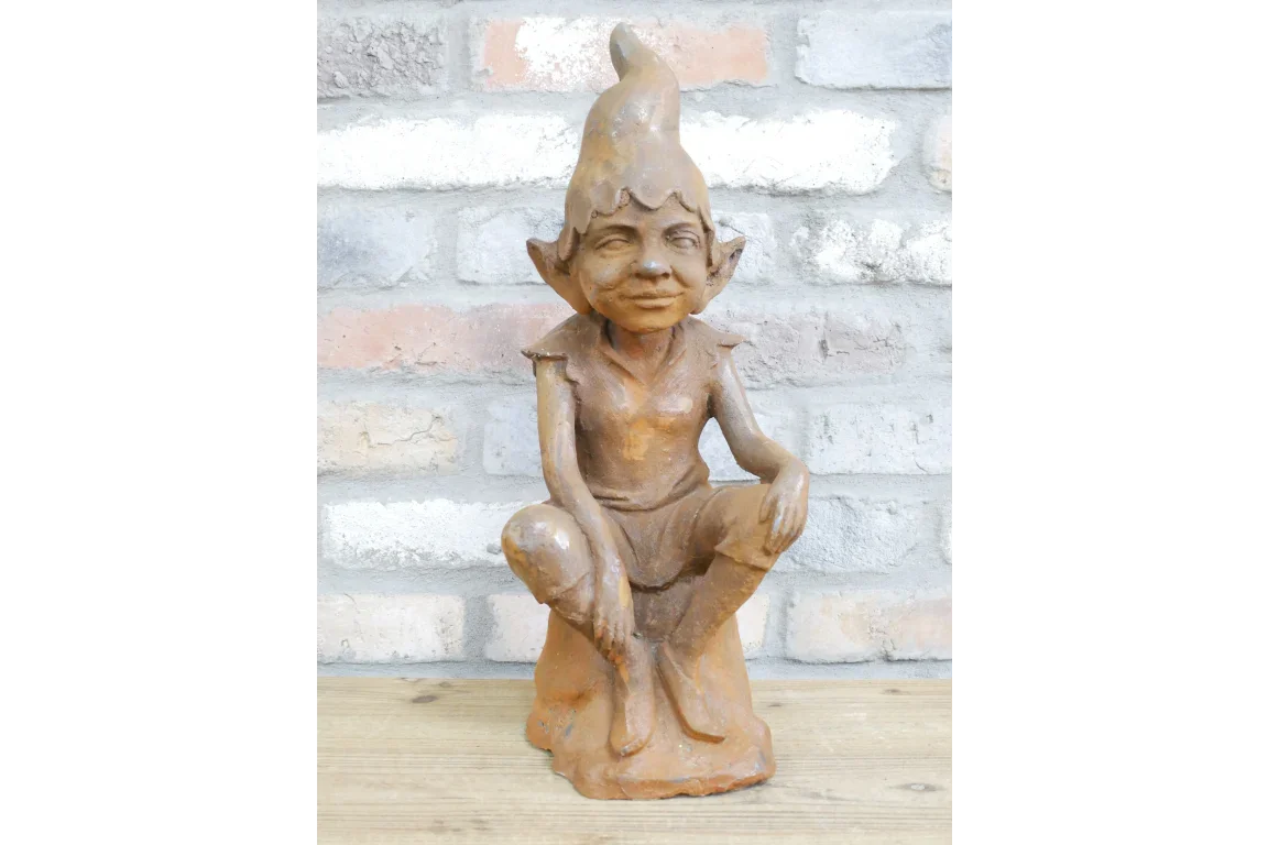 Rusty Cast Iron Elf - 11217