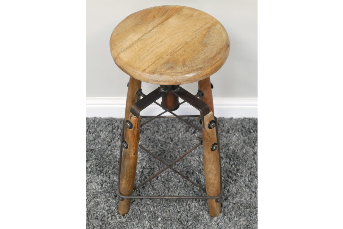 Adjustable Industrial Stool - 11284
