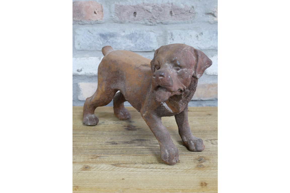 Small Cast Iron Rusty Dog - 11481
