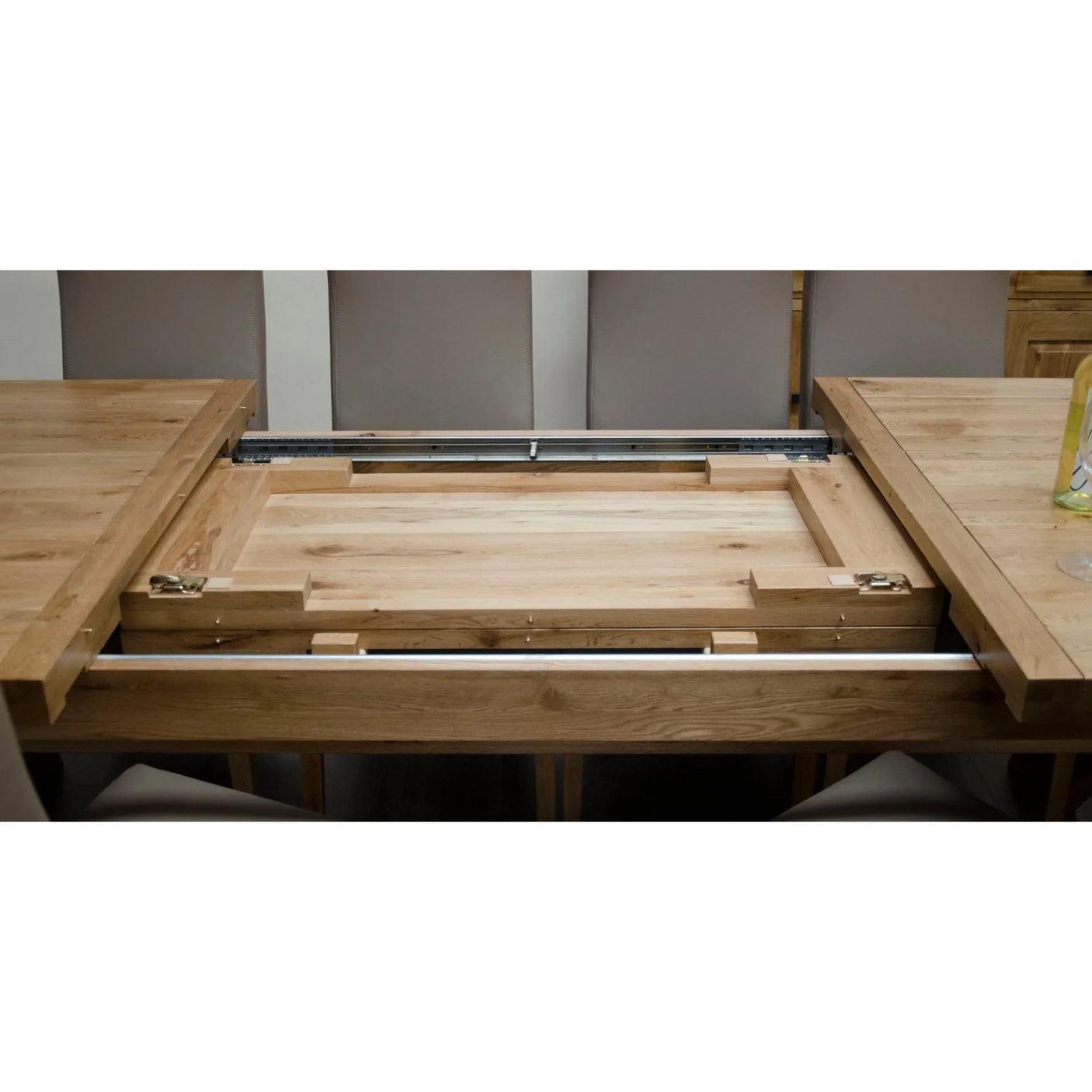 Deluxe Super Extending Table
