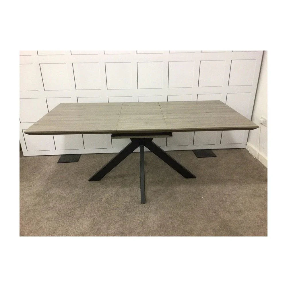 Manhattan Extending Table 1400mm 1800mm Grey
