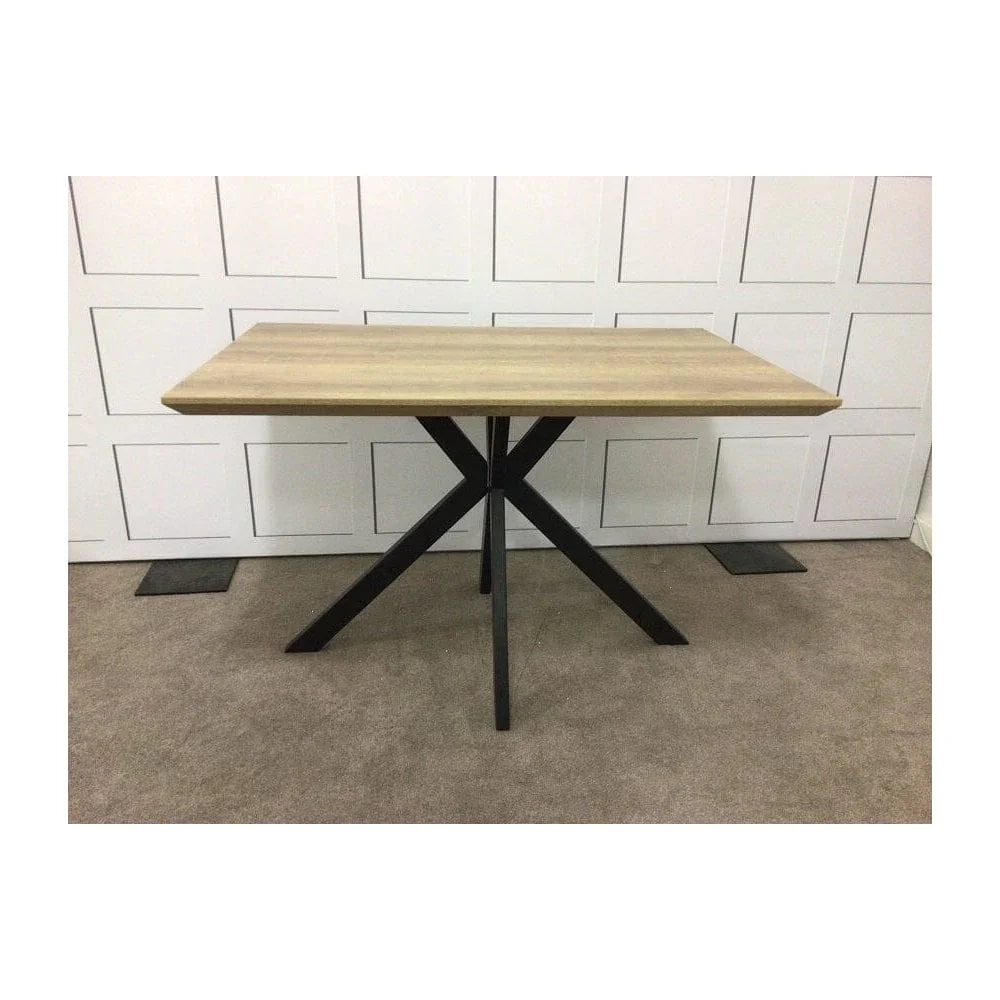 Manhattan Table 1400mm Oak