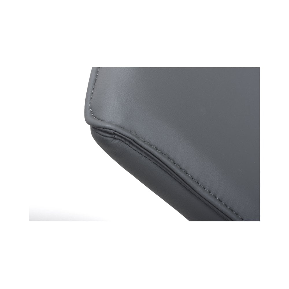 Pair of Seattle Chairs Taupe