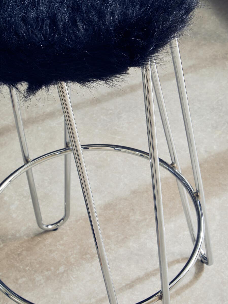 Modern Hairpin Bar Stool