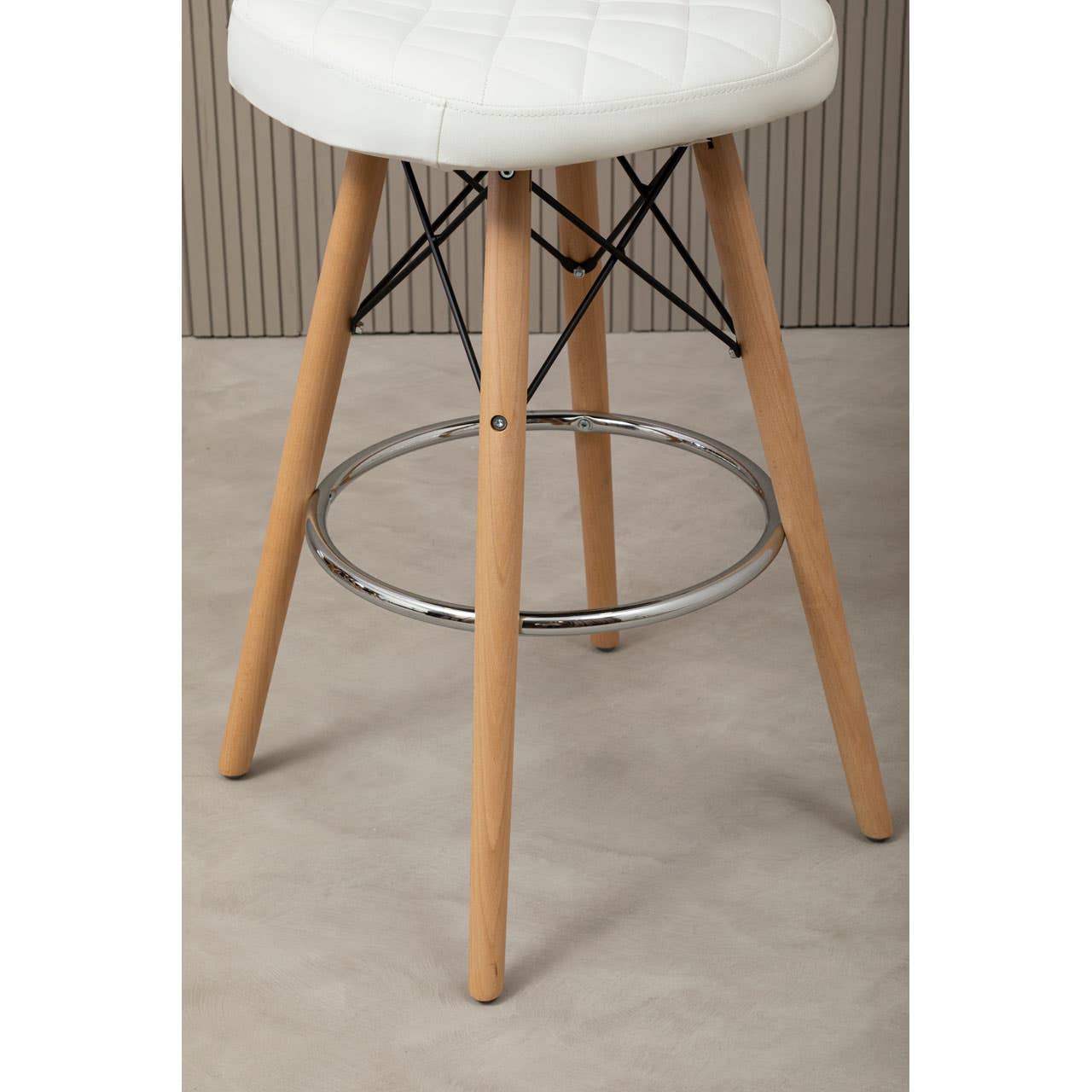 Nordic Diamond Back Bar Stool
