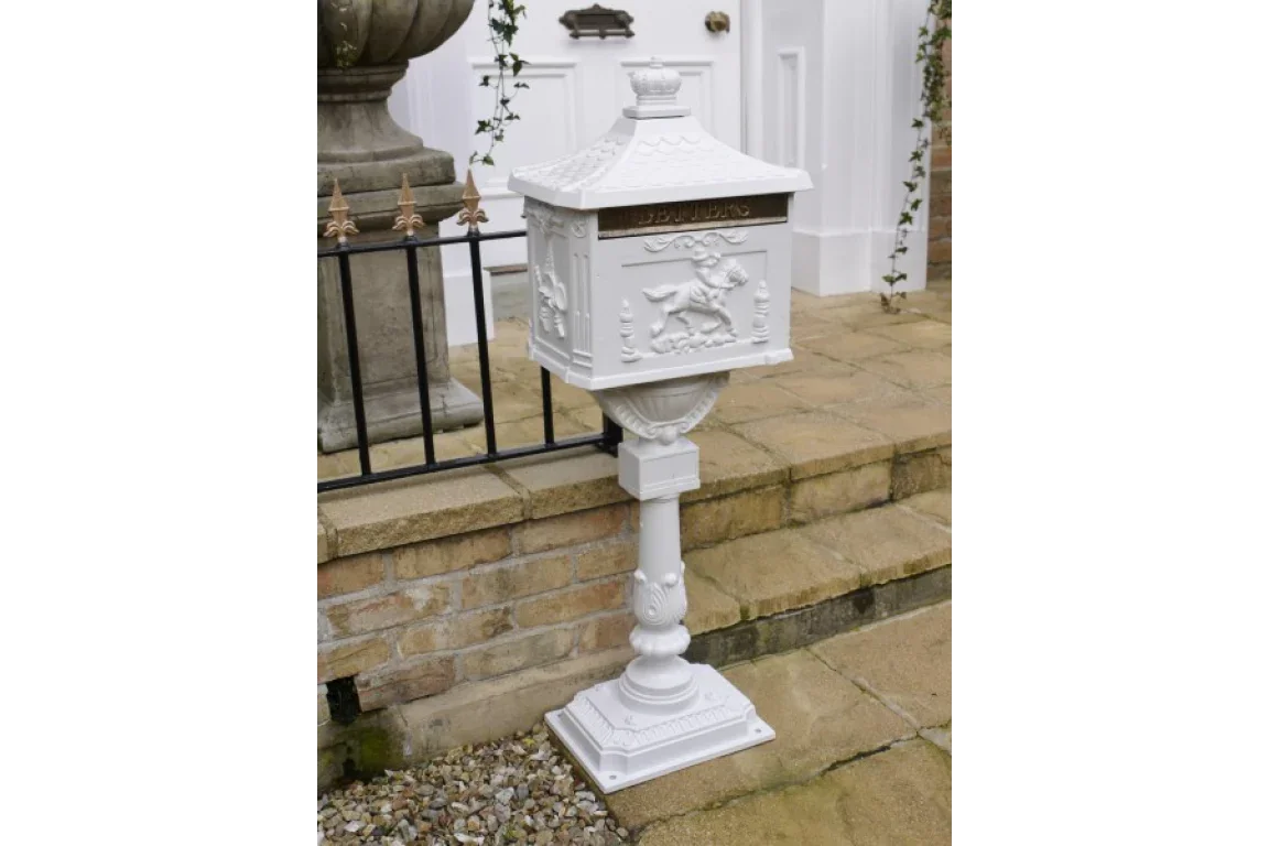 Aluminium Post Box White - 3791
