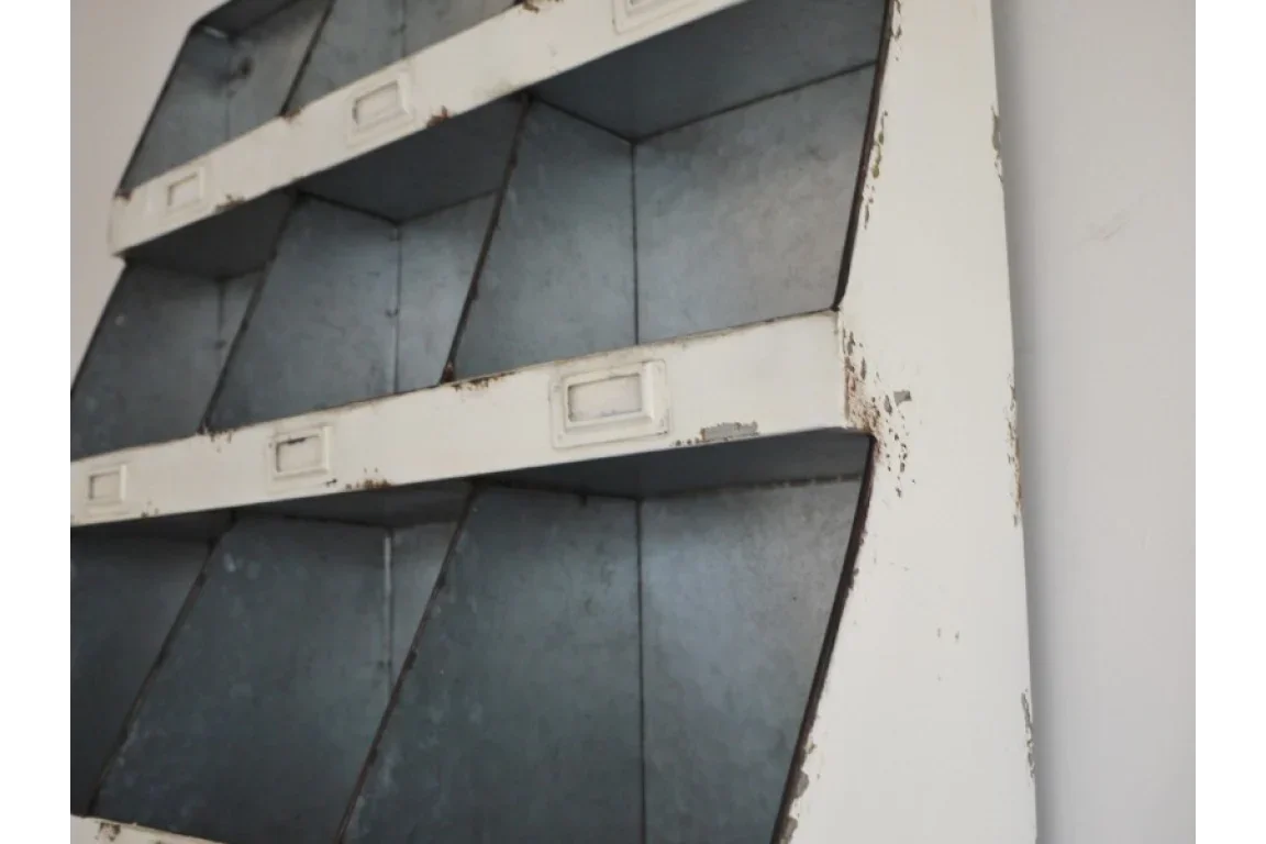 Industrial Storage - 3857