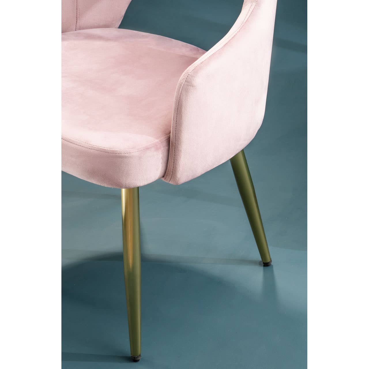 Luxe Pink Velvet Dining Chair