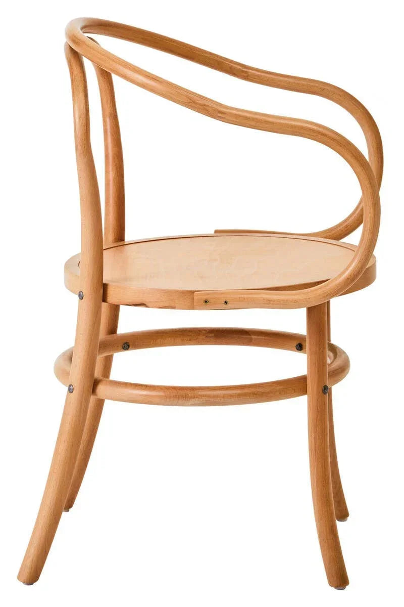 Curved wooden dining chair with round seat and open backrest, light natural finish