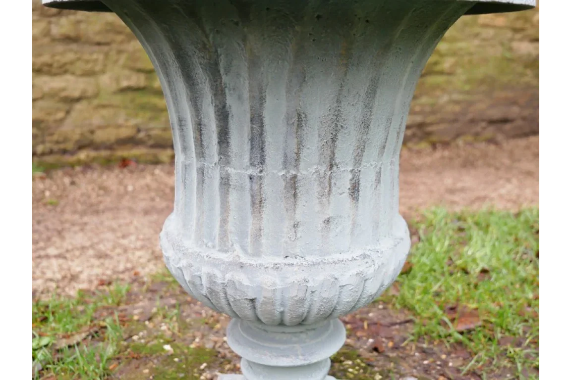 C3 Urn No Base O/C Finish - 6571