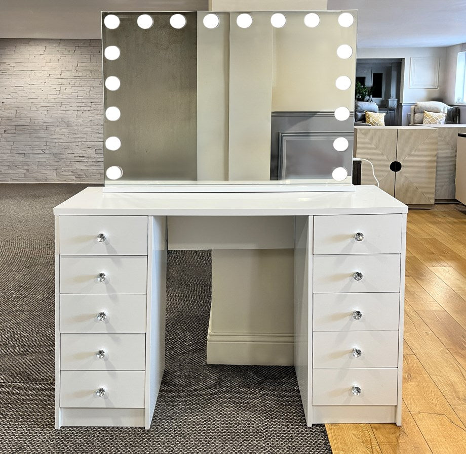 Hollywood 10 Drawer Vanity Station