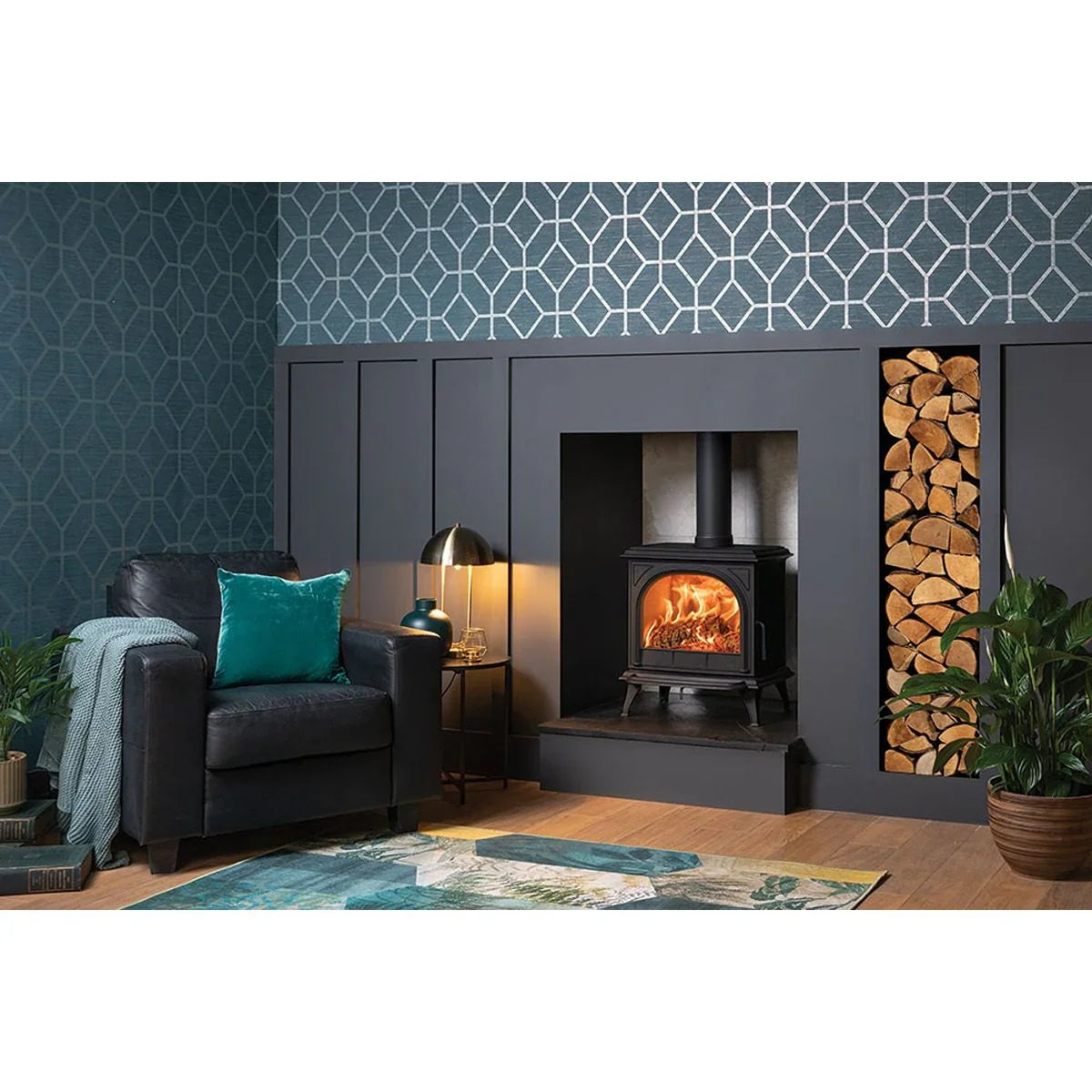 Huntingdon 30 Matt Black