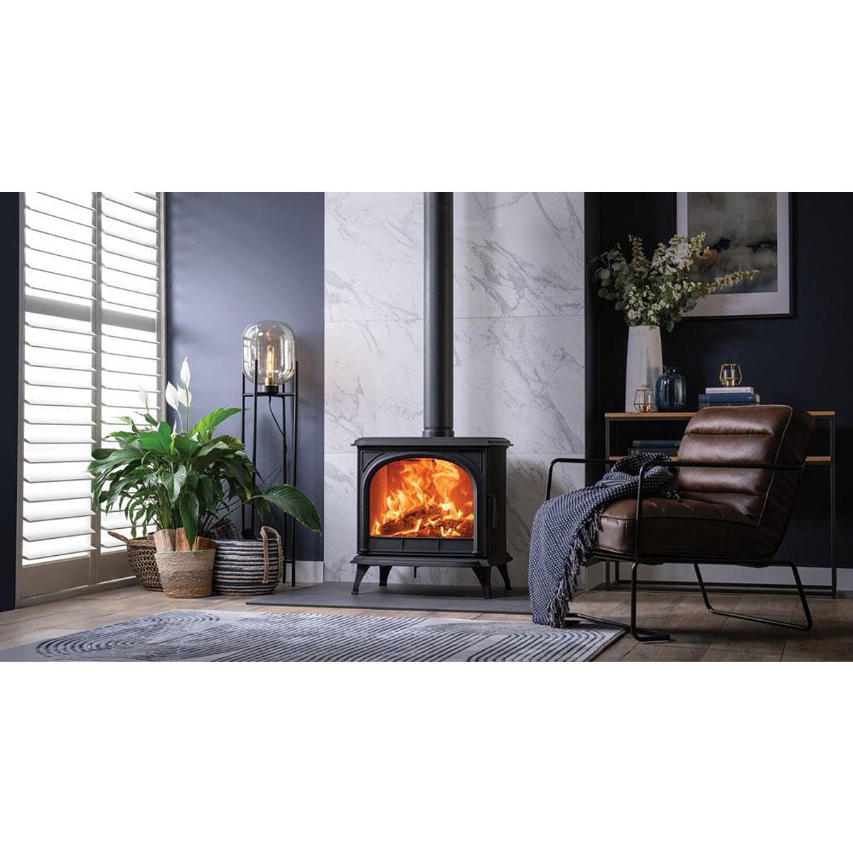 Huntingdon 30 Matt Black