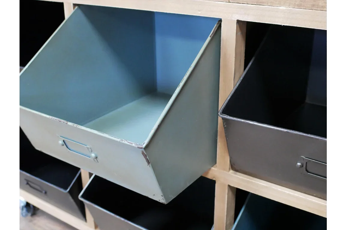 Rustic Storage Unit - 7610