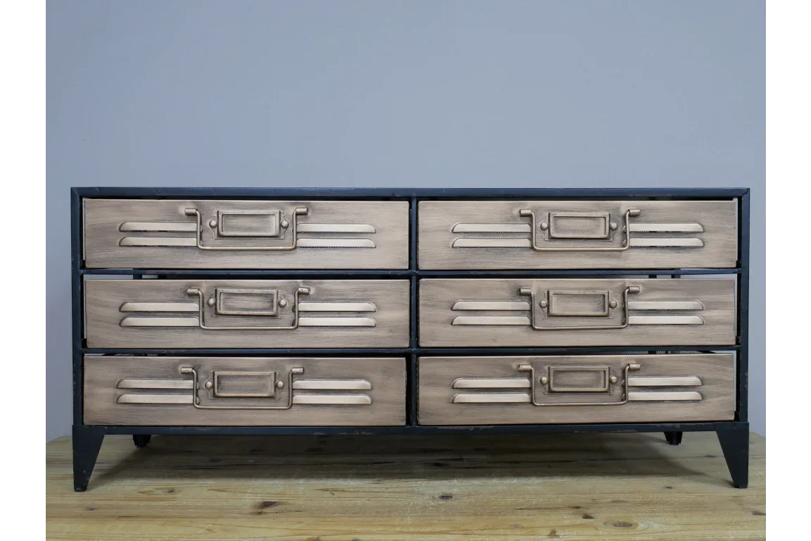 Small Storage Unit - 9212