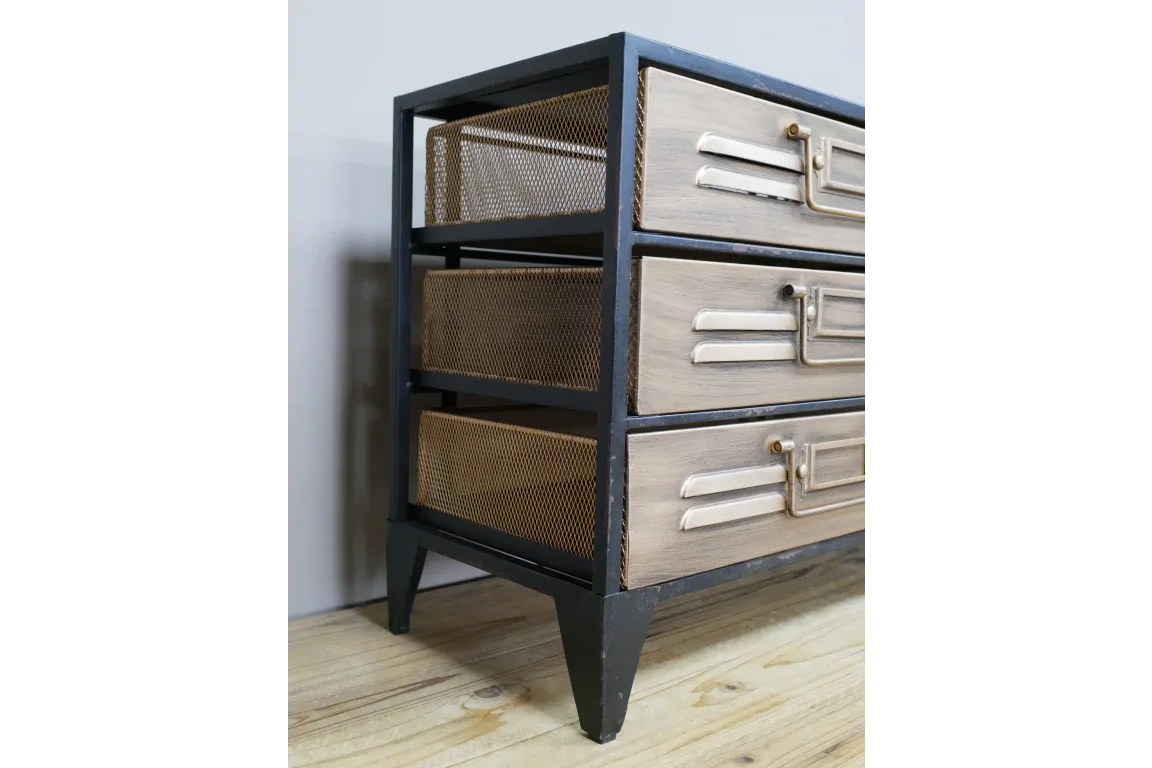 Small Storage Unit - 9212