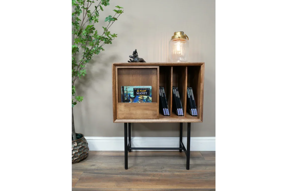 Retro Cabinet - 9939