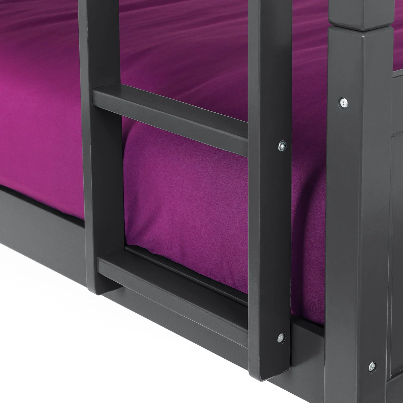 Anthracite bunk bed ladder with visible screws and purple mattress cover detail
