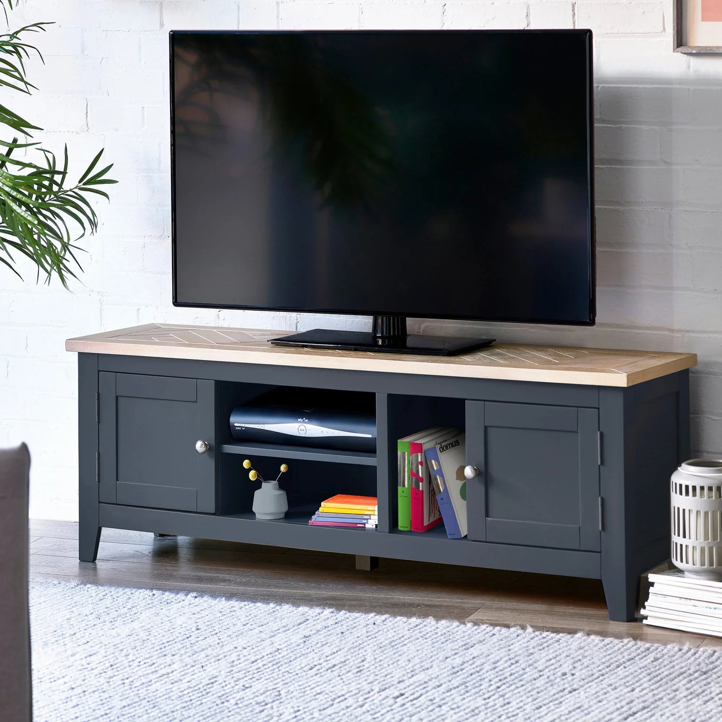 Bordeaux TV Unit - Dark Grey - BOR108