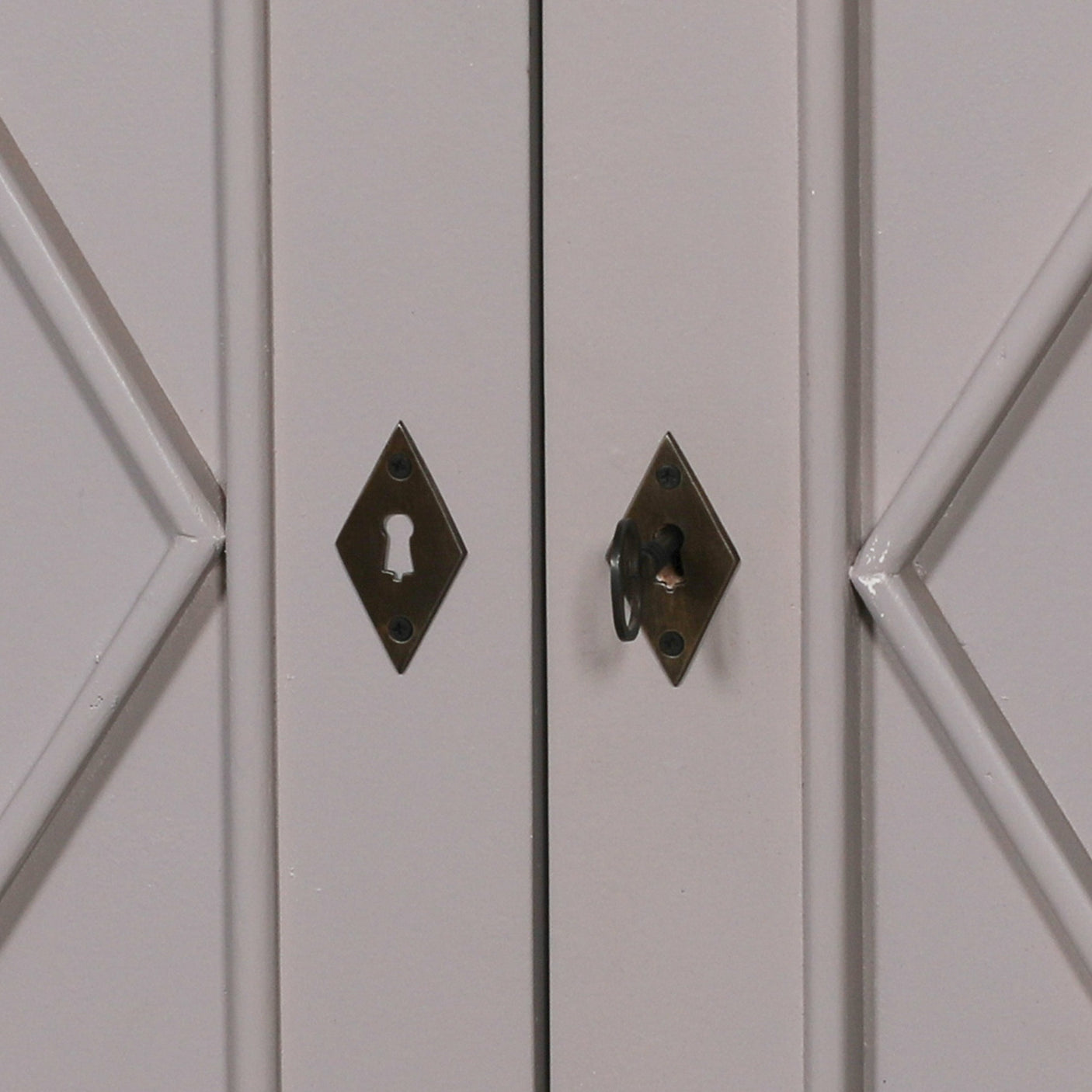 Classical Distressed Sideboard 206cm