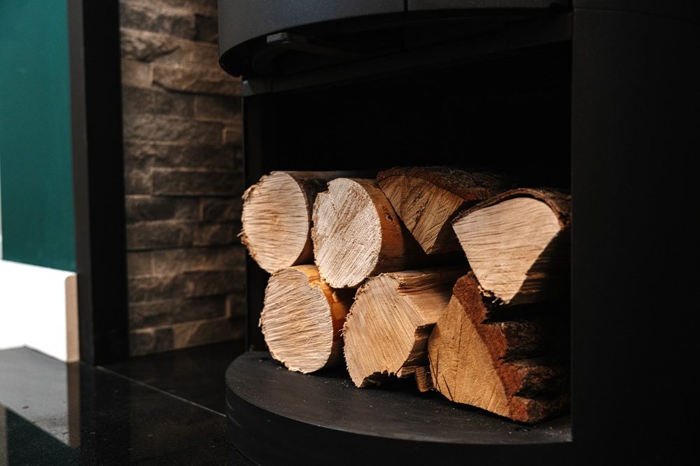 Interior view showing removable baffle plates and firebricks of Mourne Eco 980