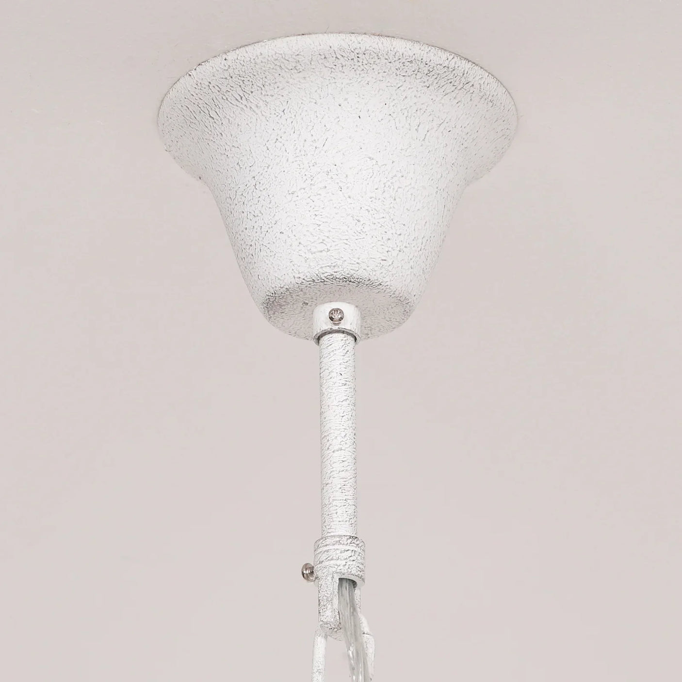 White textured metal ceiling rose for pendant light fixture with rod detail