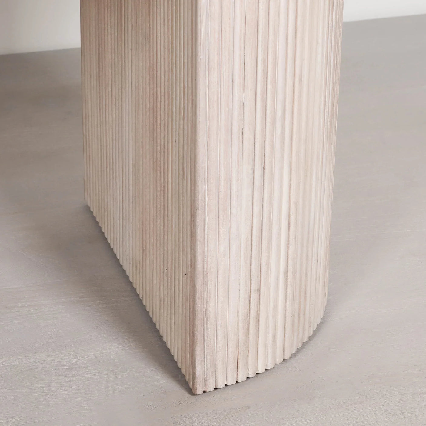 Blanche Acacia Fluted Oval Dining Table