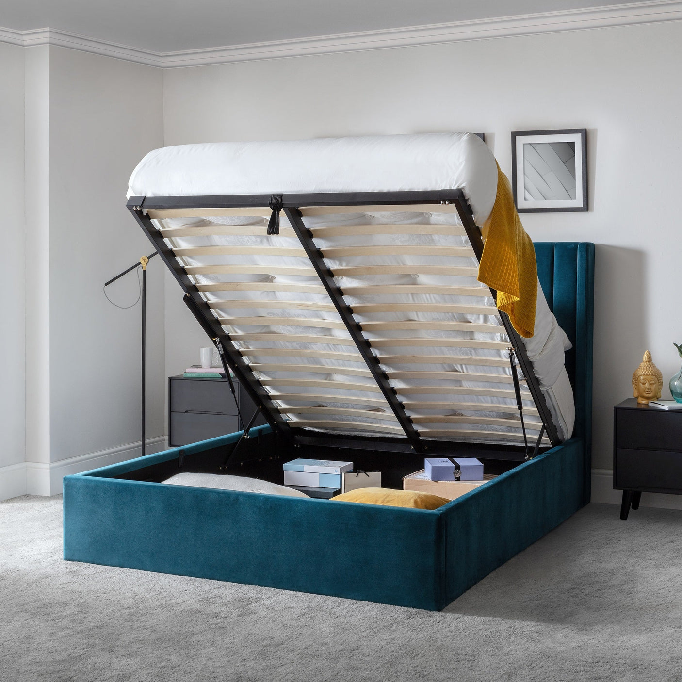 Langham Scalloped Headboard Ottoman Storage Bed - Teal / Double - LAN001