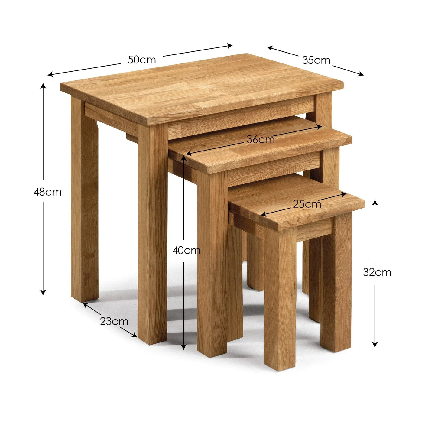 Natural oak nesting tables set with three sizes and visible dimensions in centimeters