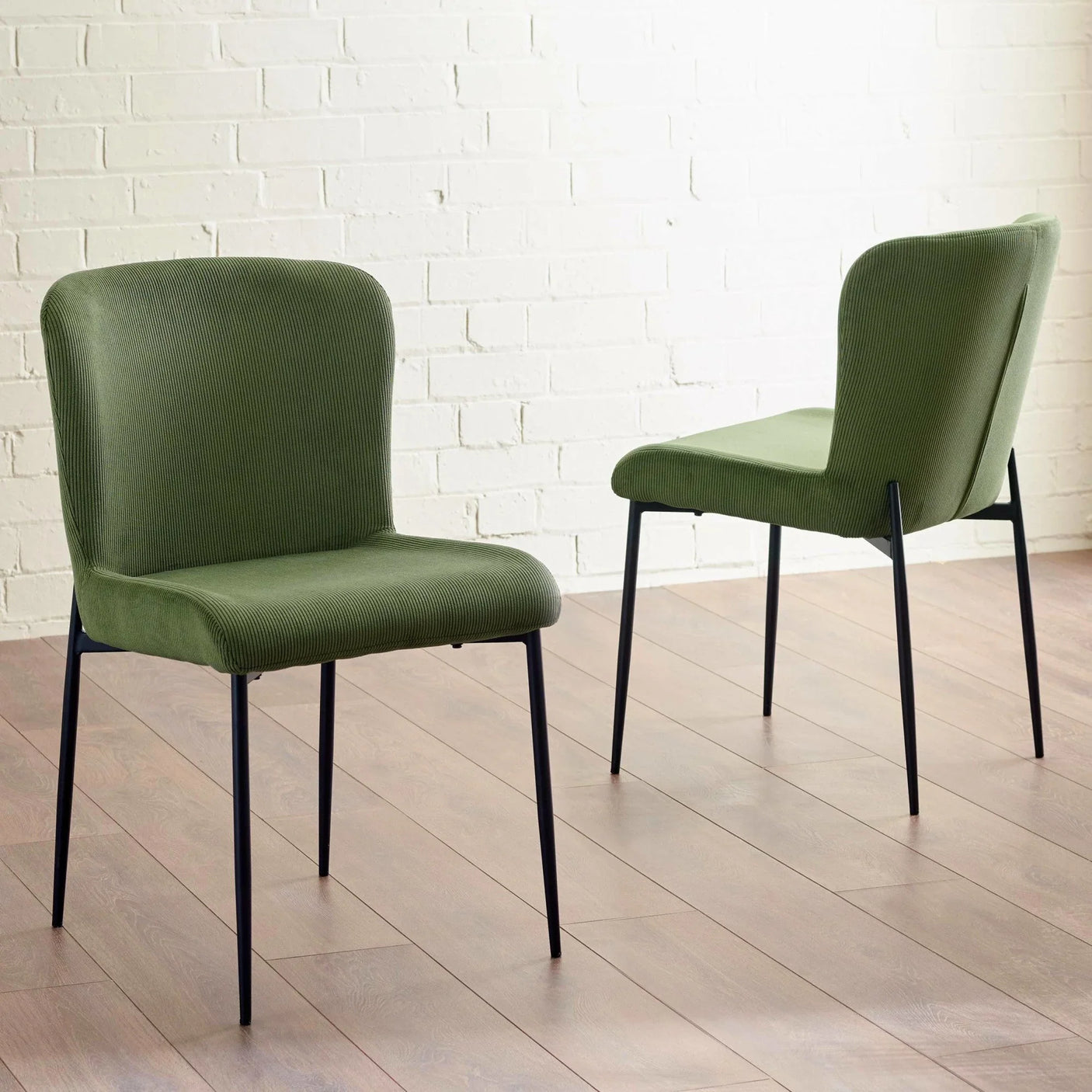Leonie Dining Chair (Set of 2) - Green - LEO111