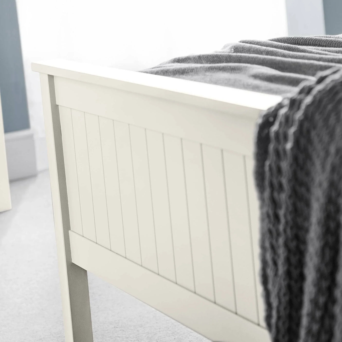 Maine Bed - Grey / Single - MAI008