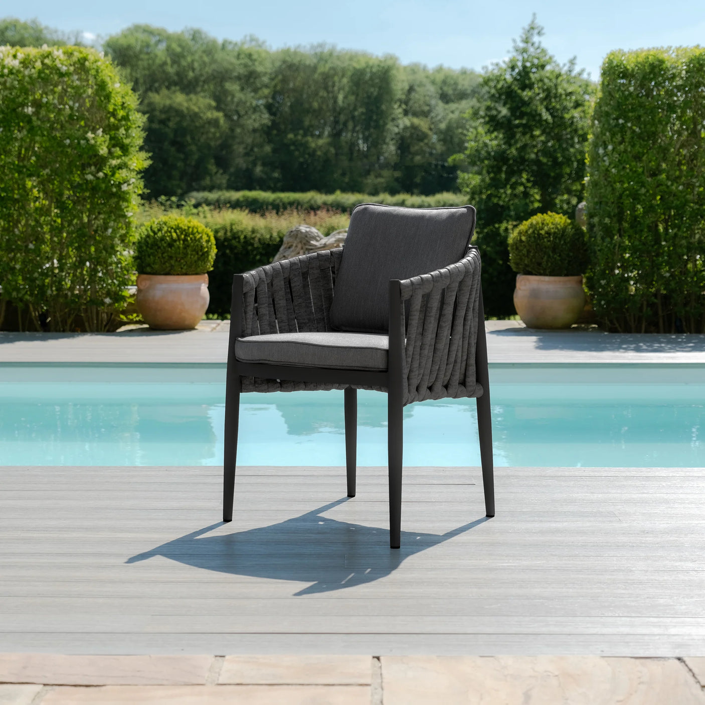 Milan 4 Seat Round Dining Set