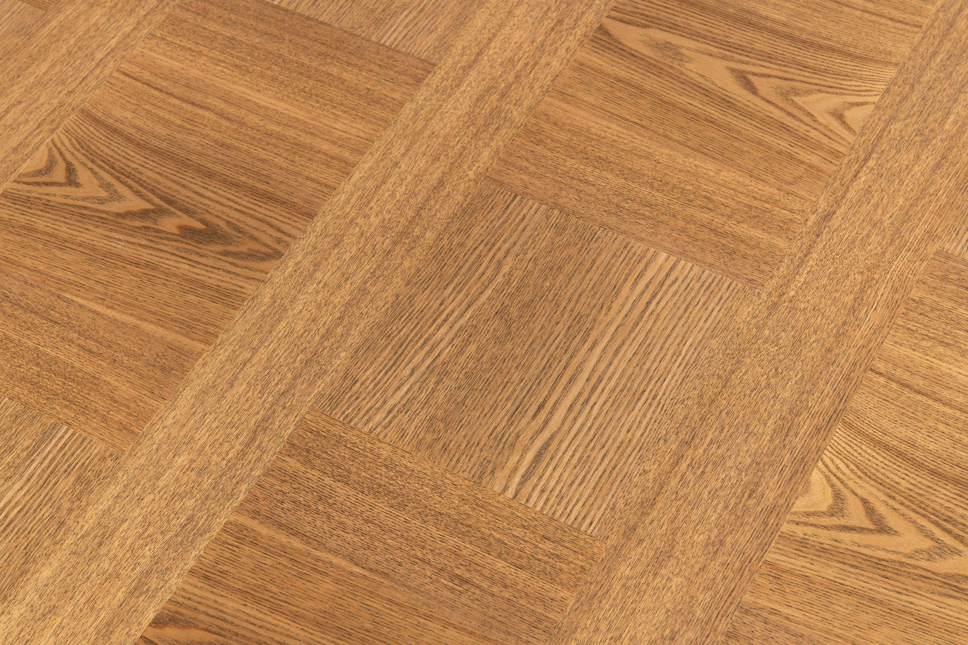 Medium Oak Veneer 1.6m Extending Dining Table with 0.4m Leaf