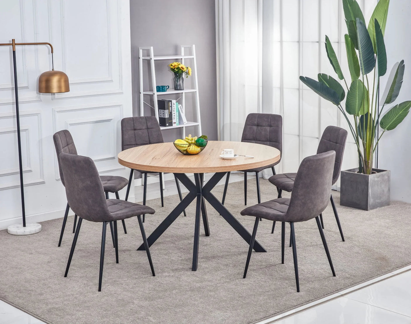 Fredrik Oak Round Table