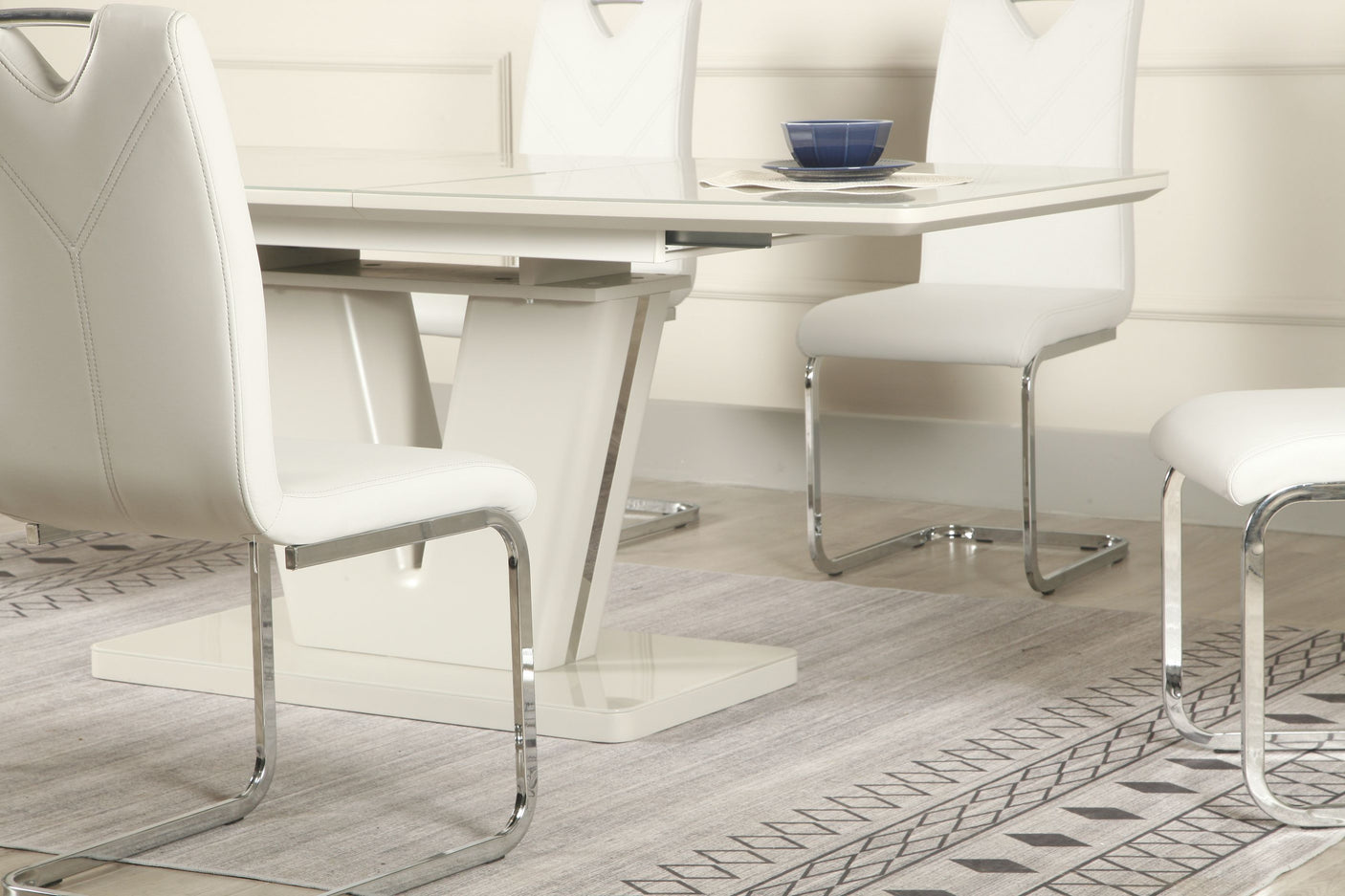 Vicenza Extension Table (light grey)