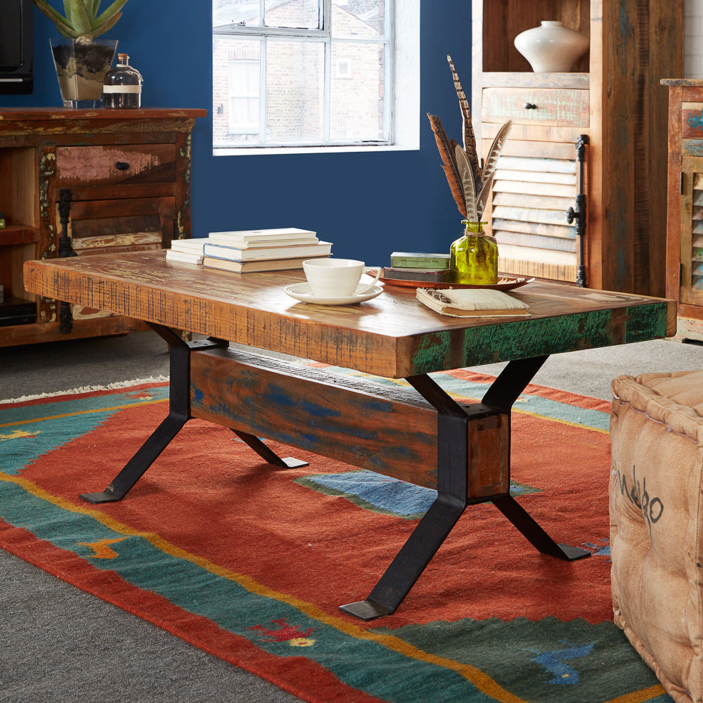 Coastal coffee table made from 100% reclaimed wood, showcasing its eco-friendly design.