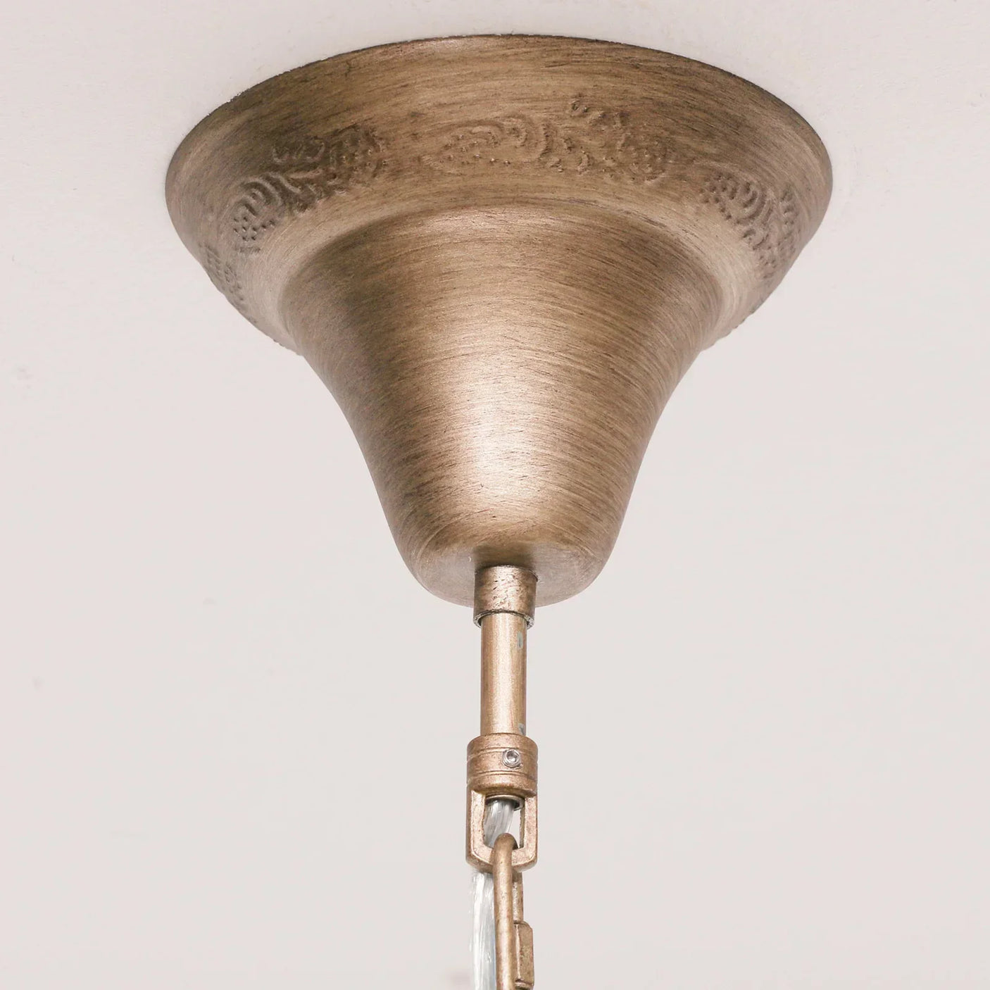 Antique brass ceiling rose with decorative edging for pendant light fitting