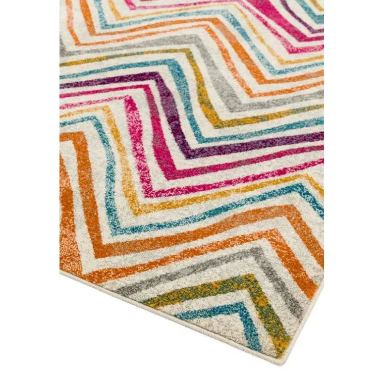 Multicolour geometric area rug with zigzag design on a cream background