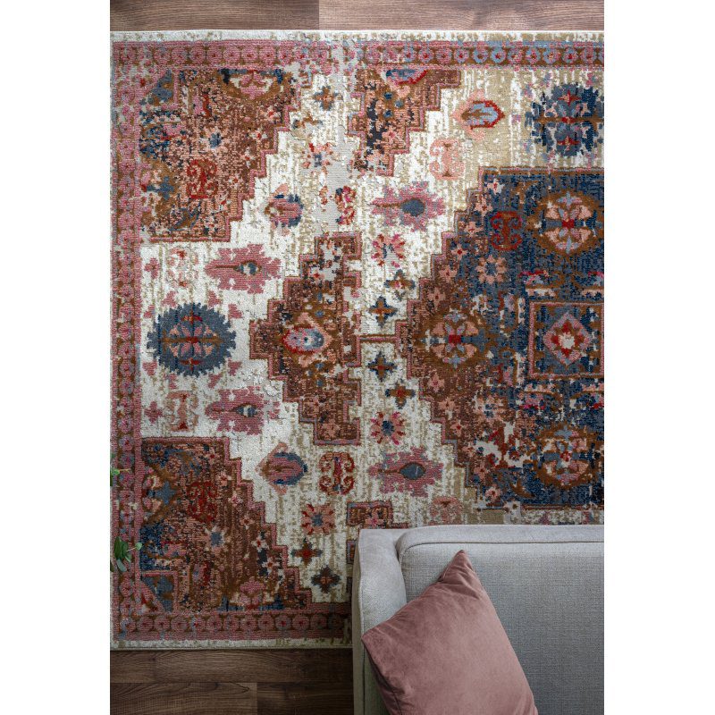 Zola Aras Rug