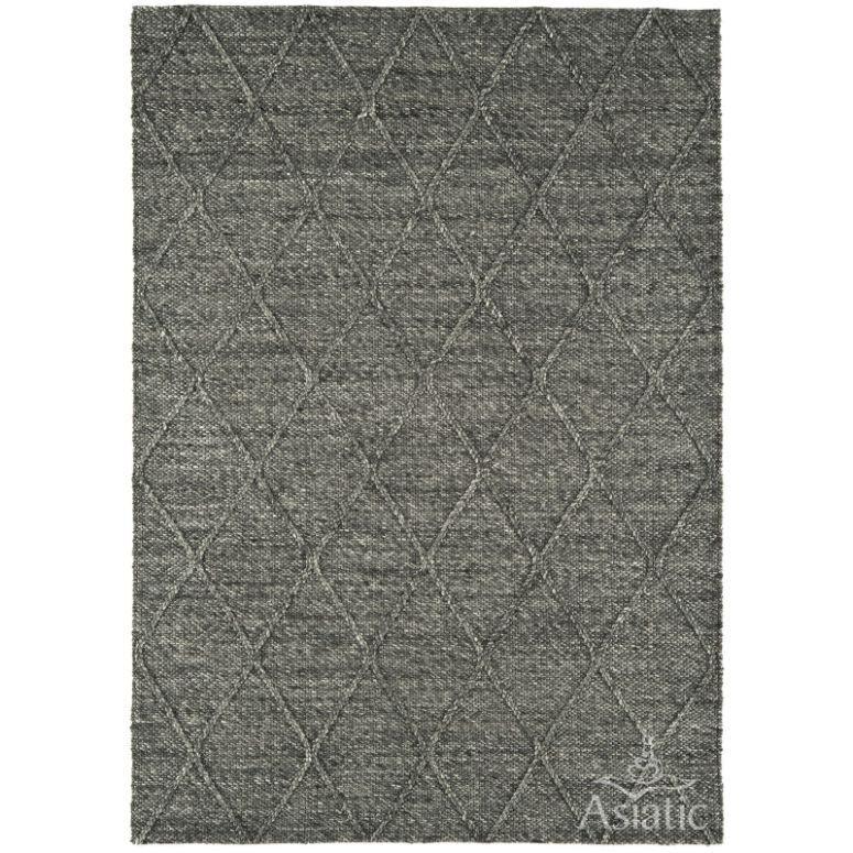 Grey wool rug with diamond lattice pattern and subtle texture detail