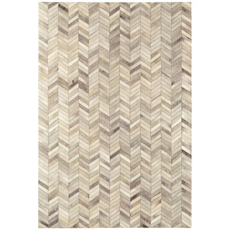 Chevron patterned area rug in neutral beige and grey tones