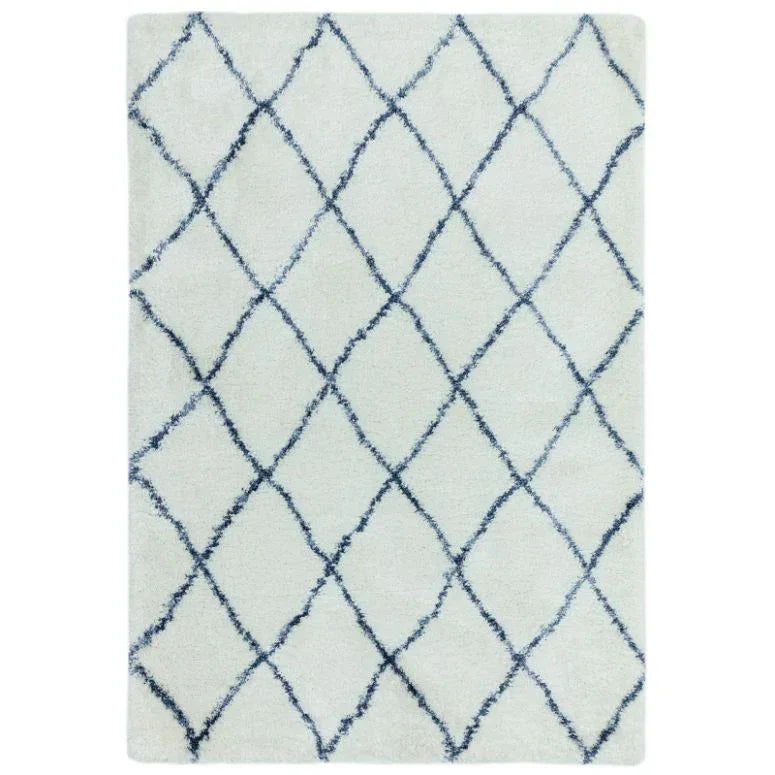 Cream shaggy rug with navy diamond lattice pattern