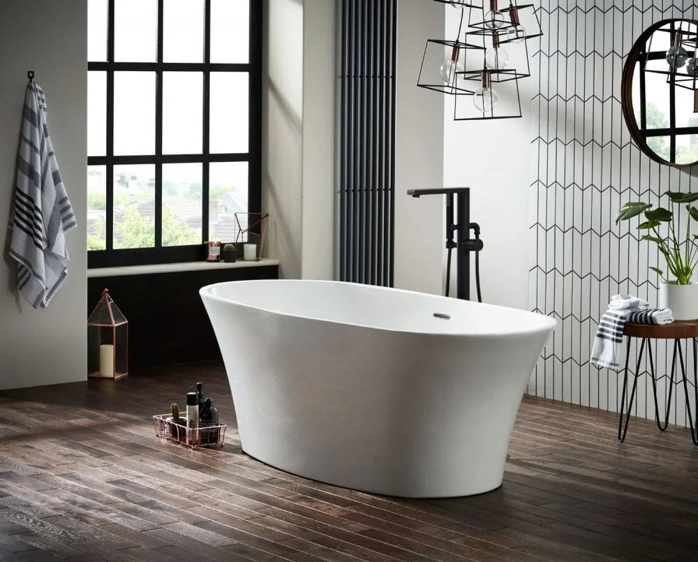 Buy modern freestanding bathtub online, luxury white soaking tub in contemporary bathroom