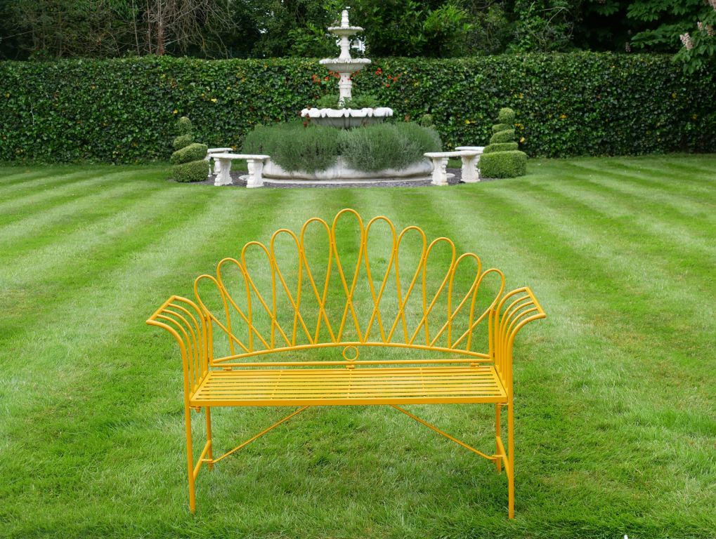 Outdoor Benches & Chairs