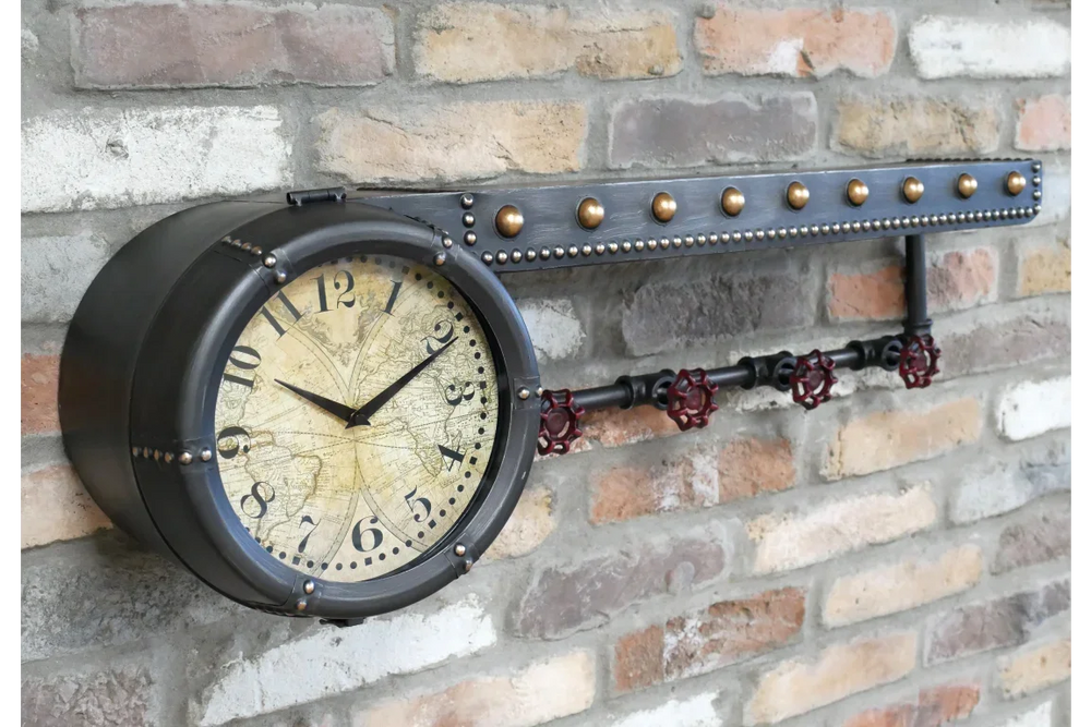 Shelf With Clock & Hooks - 10439
